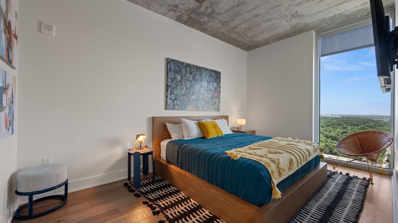 Photo of Bedroom in Rainey Street Historic District