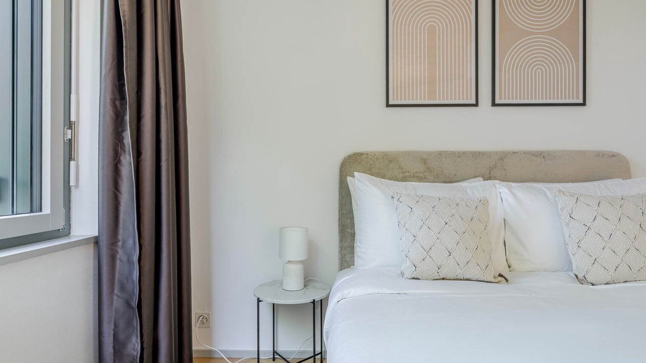 Photo of Bedroom in Center
