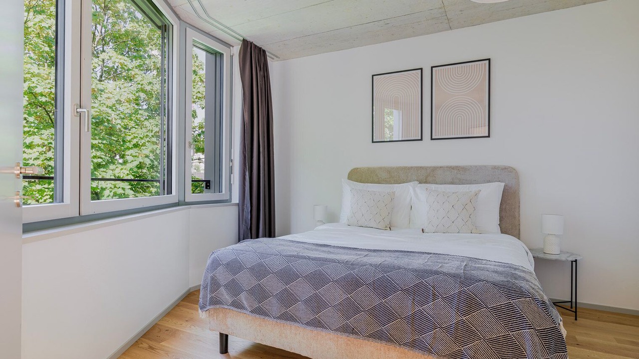 Photo of Bedroom in Center