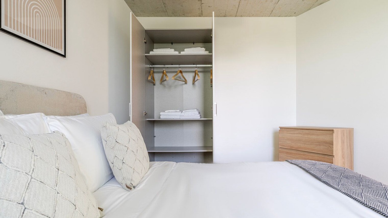 Photo of Bedroom in Center