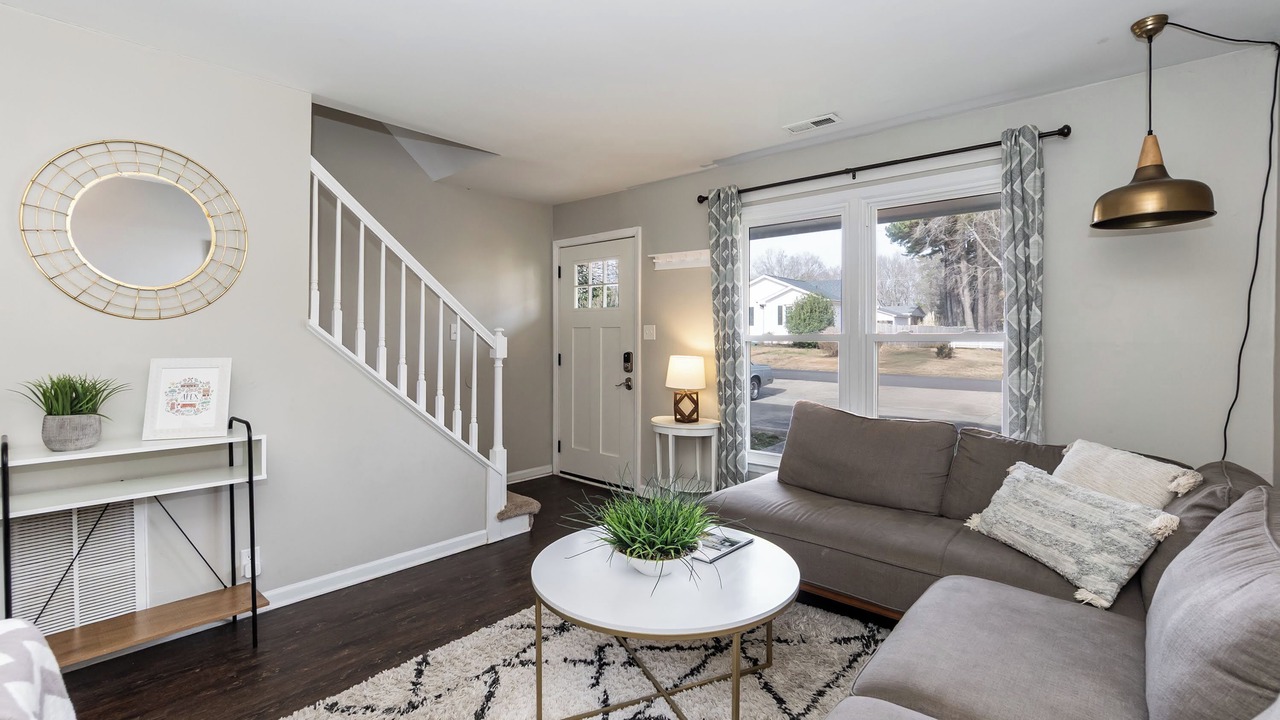 Photo of Livingroom in Apex