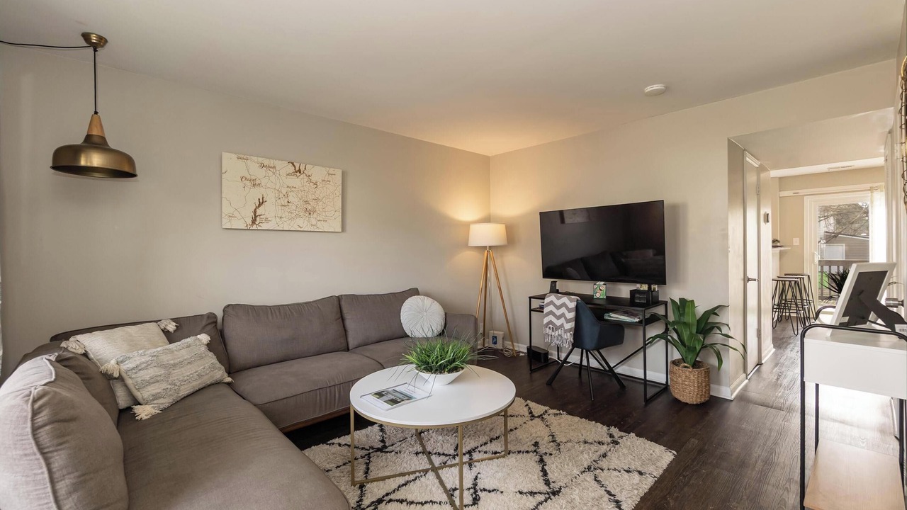 Photo of Livingroom in Apex