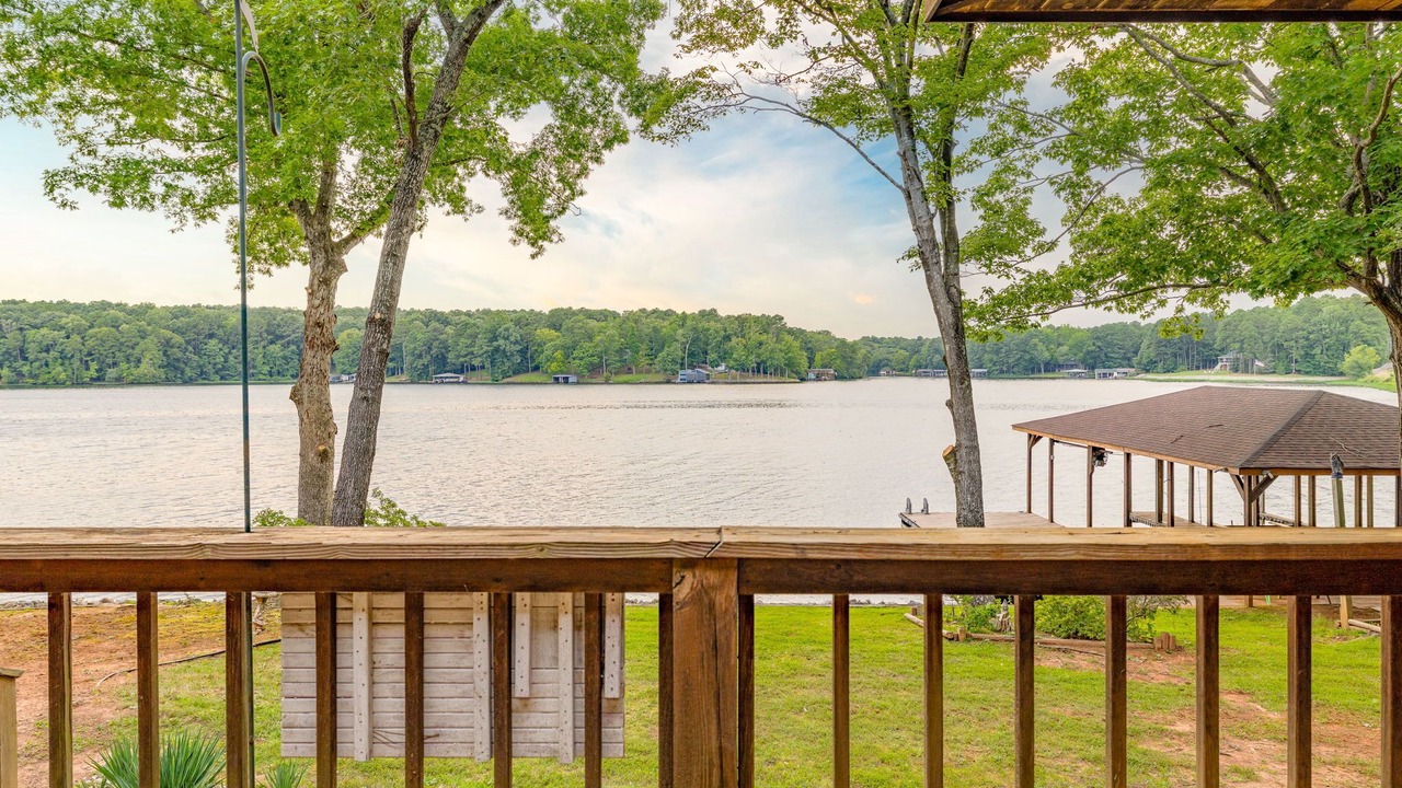 Photo of Outdoor in North Shore Acres