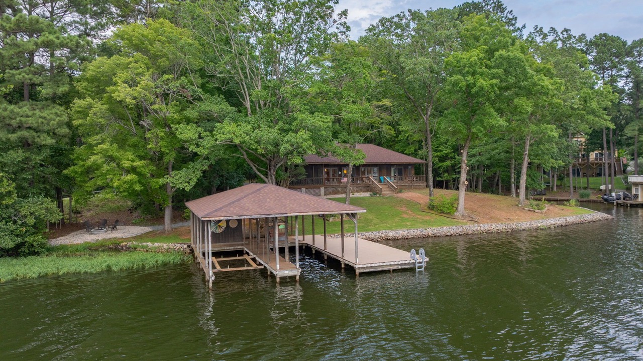 Photo of Outdoor in North Shore Acres