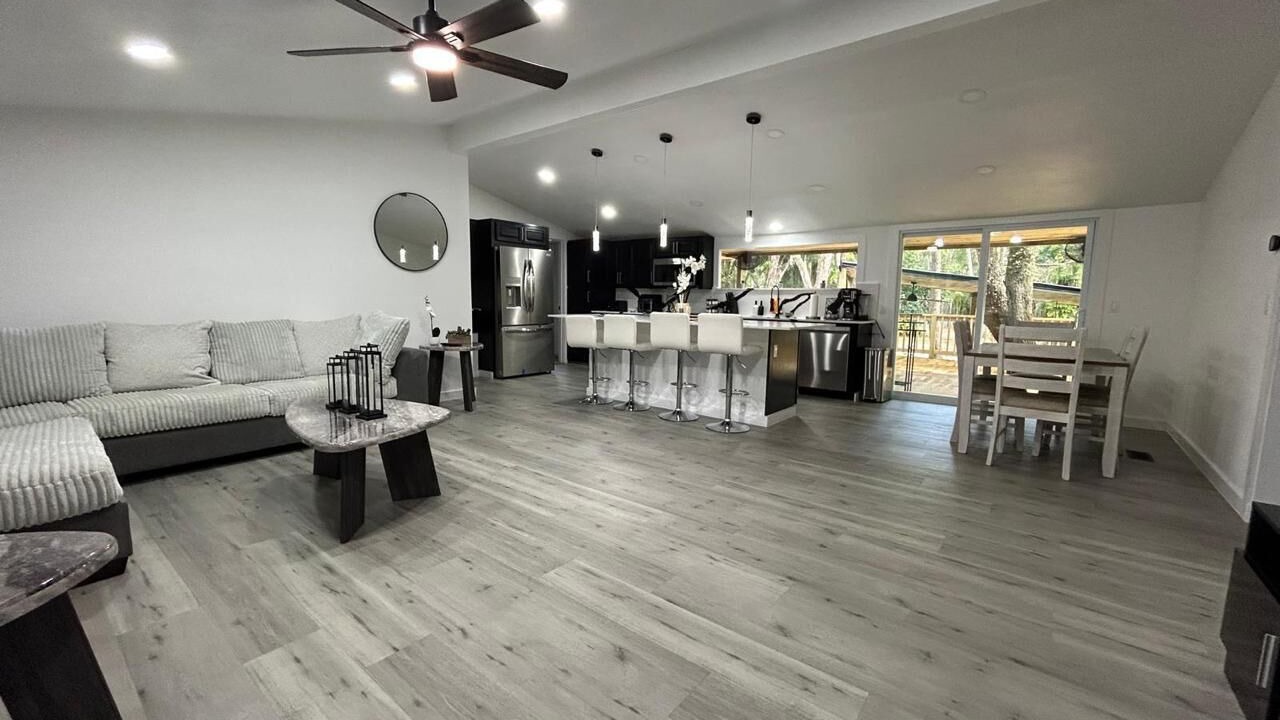 Photo of Livingroom in Wesley Chapel South