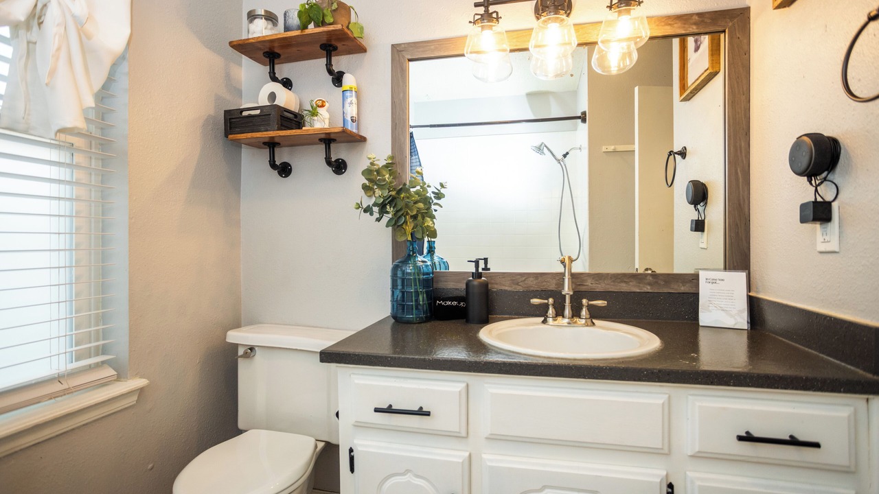 Photo of Bathroom in Moore