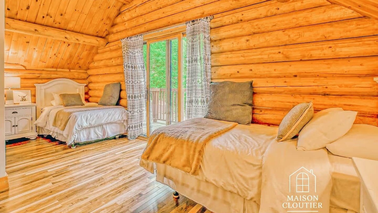 Photo of Bedroom in Saint-Faustin-Lac-Carre