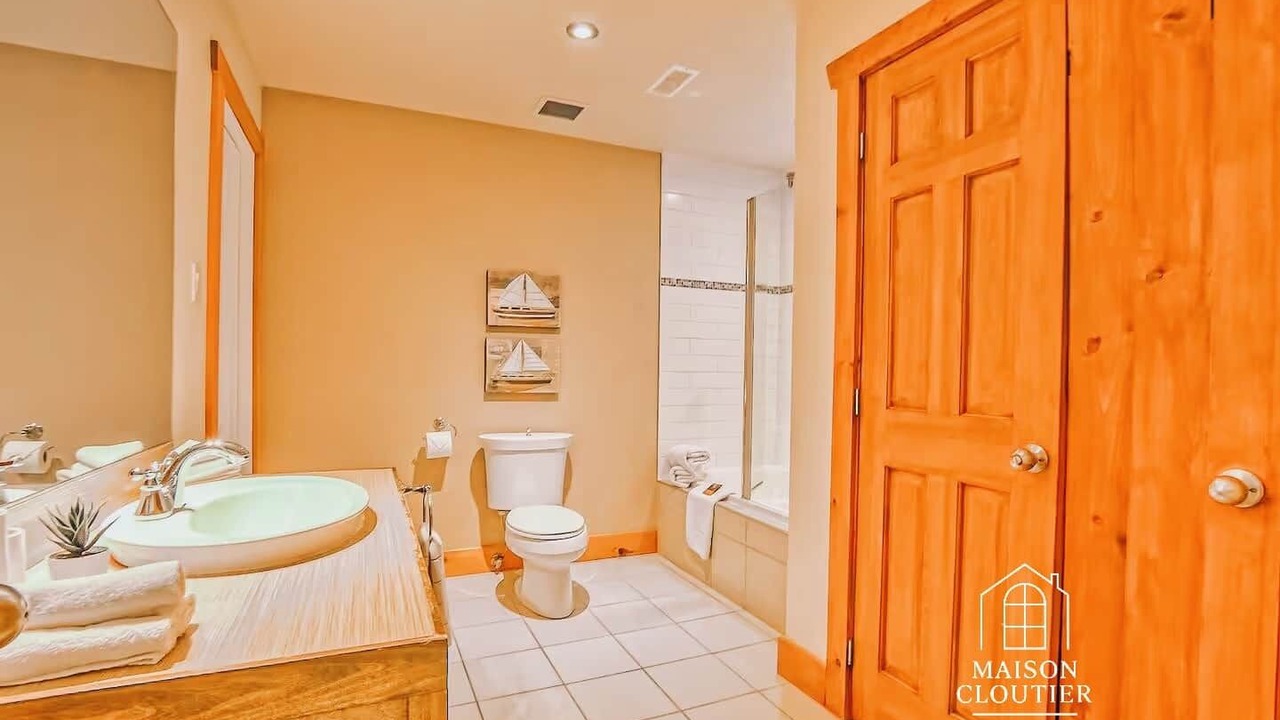Photo of Bathroom in Saint-Faustin-Lac-Carre