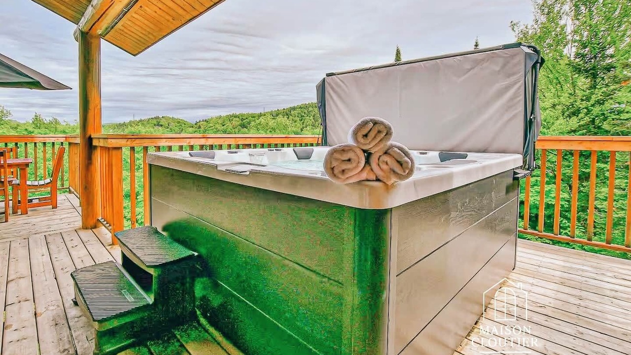 Photo of Patio Balcony in Saint-Faustin-Lac-Carre