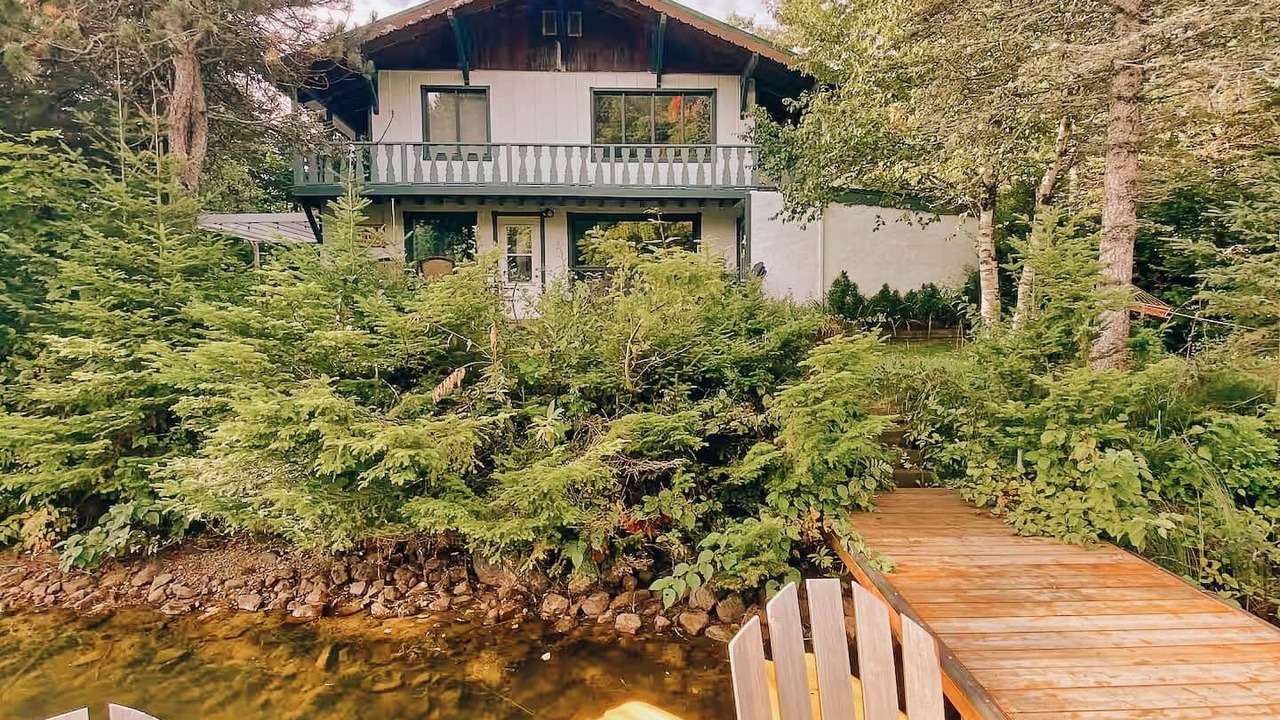 Photo of Patio Balcony in St-Adolphe-d'Howard