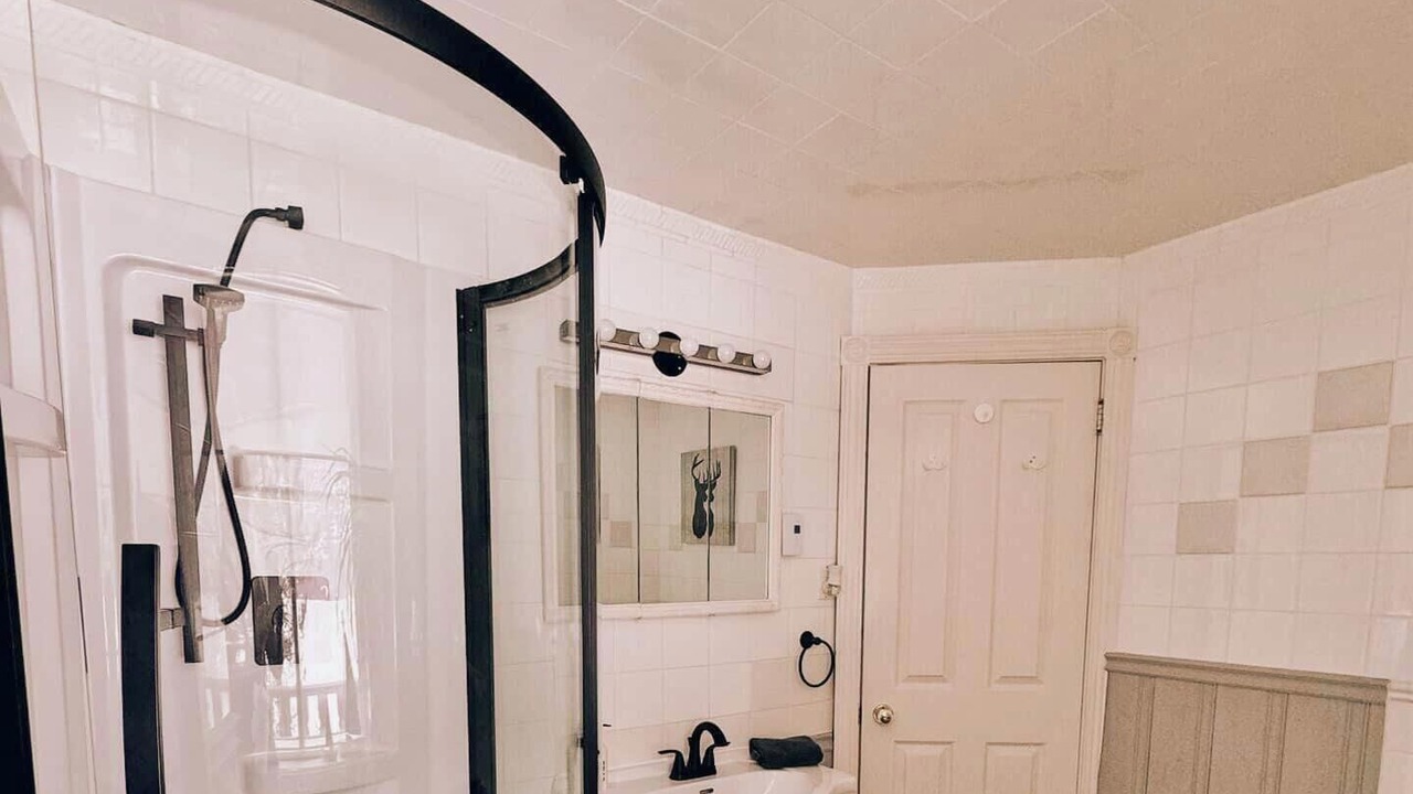 Photo of Bathroom in St-Adolphe-d'Howard
