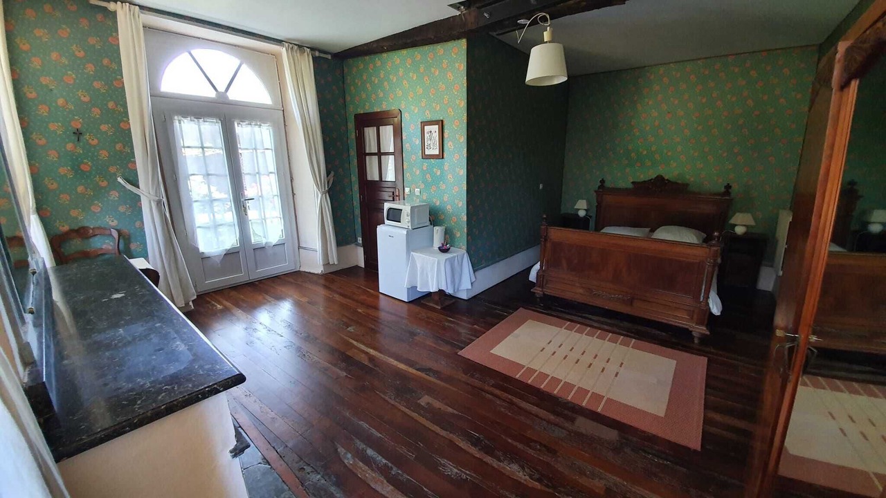 Photo of Bedroom in Saint-Pe-de-Bigorre