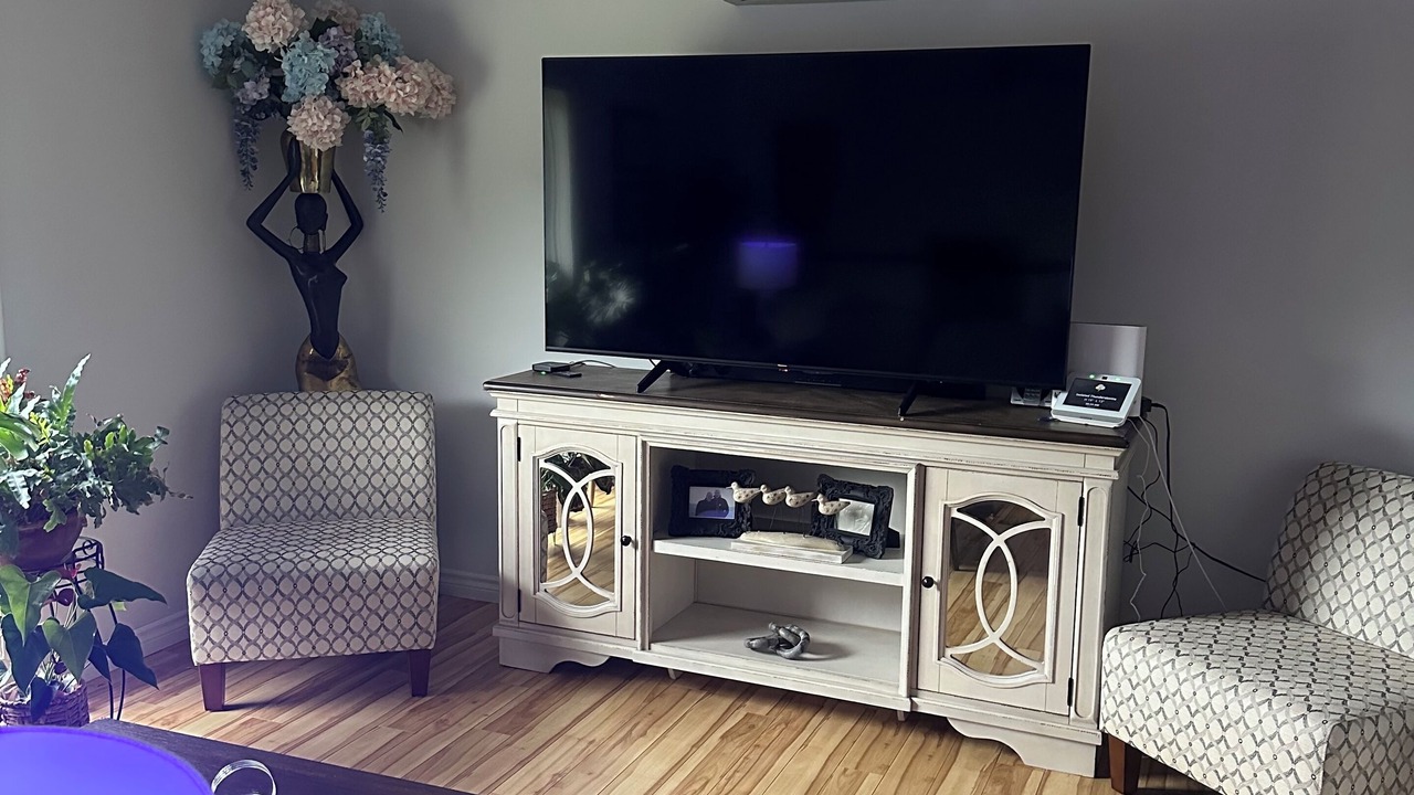 Photo of Livingroom in New Glasgow