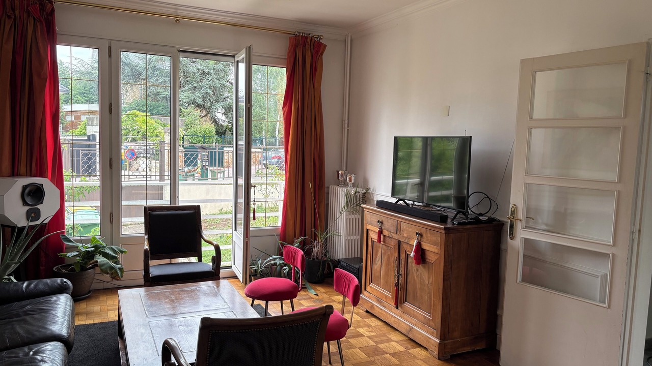 Photo of Livingroom in Clamart