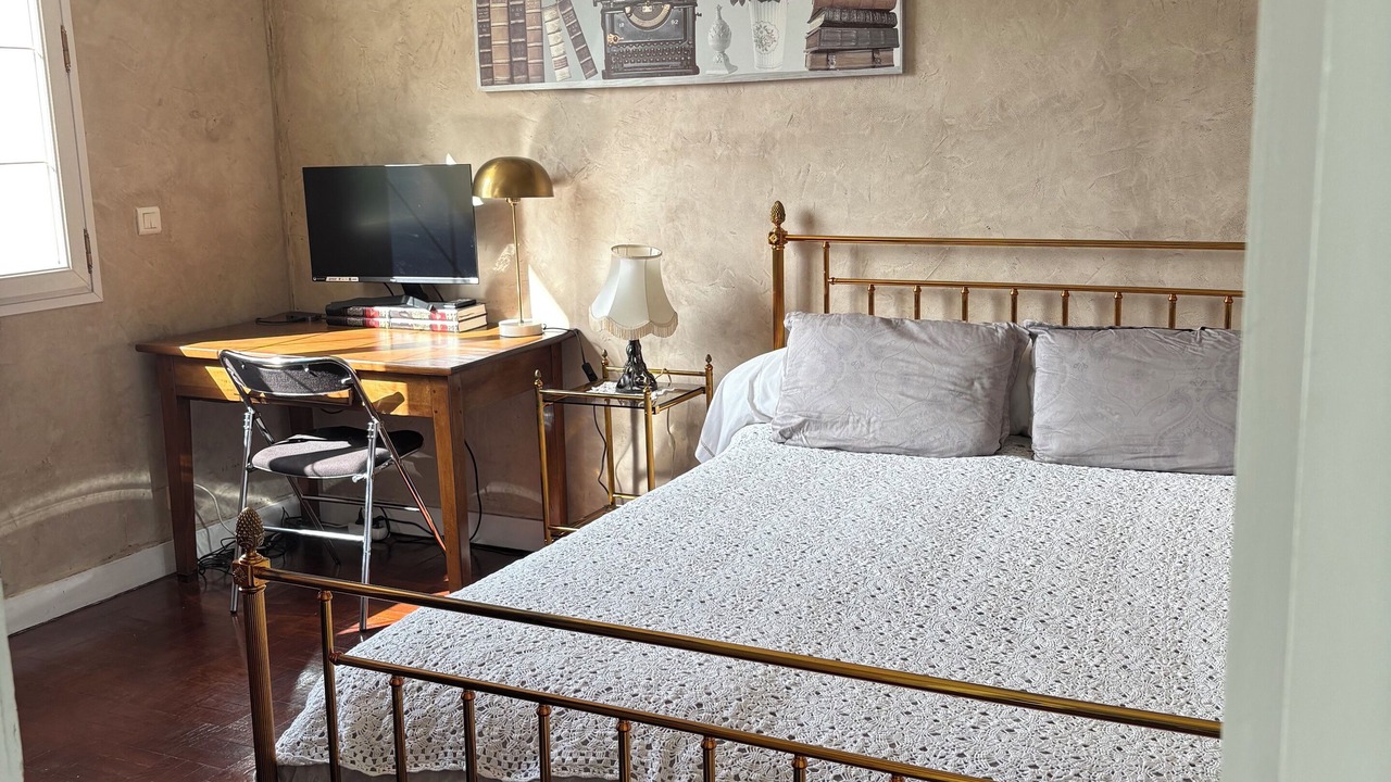 Photo of Bedroom in Clamart