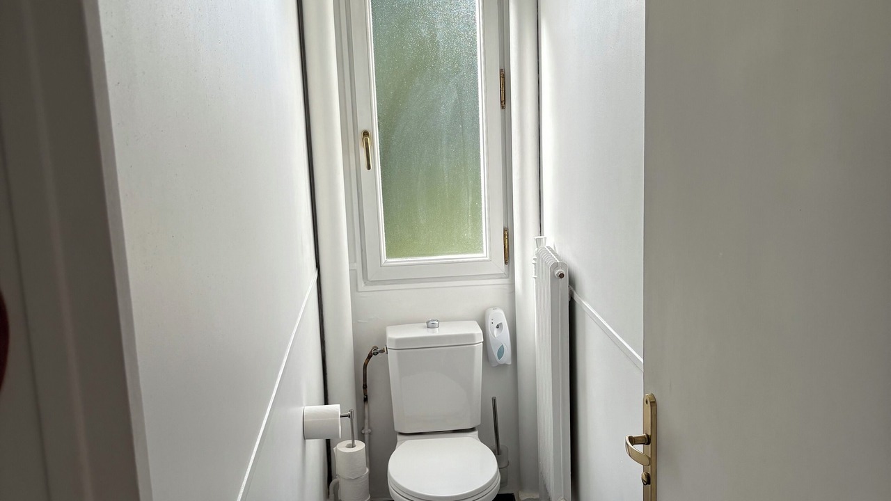 Photo of Bathroom in Clamart
