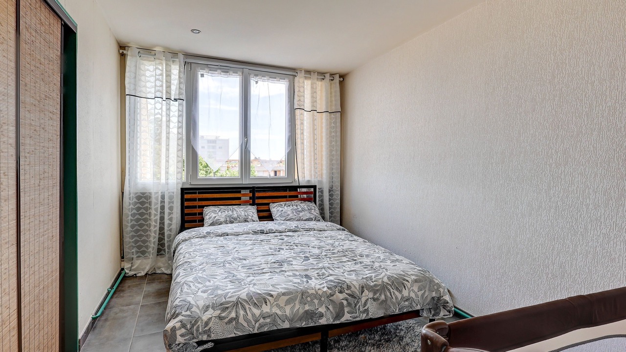 Photo of Bedroom in Chenove