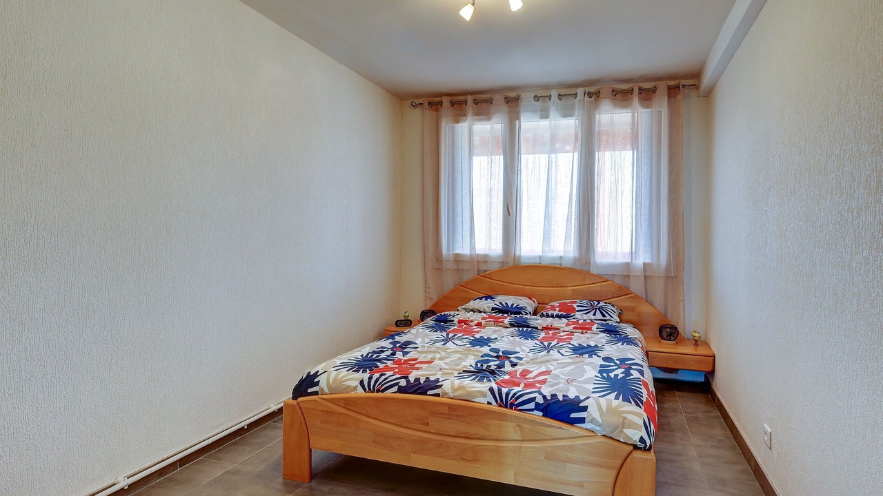 Photo of Bedroom in Chenove