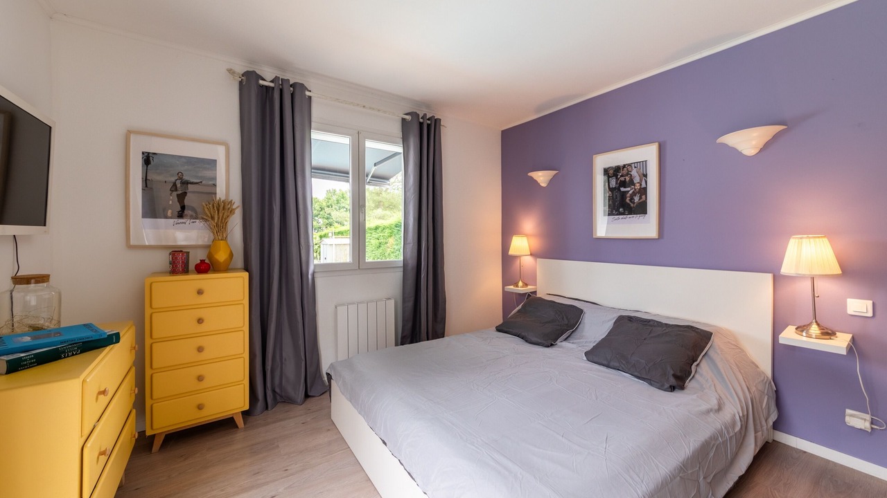 Photo of Bedroom in Fals