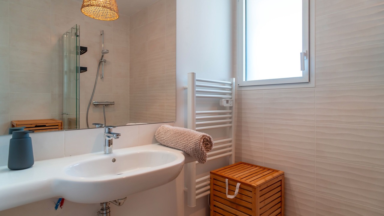 Photo of Bathroom in Plomodiern