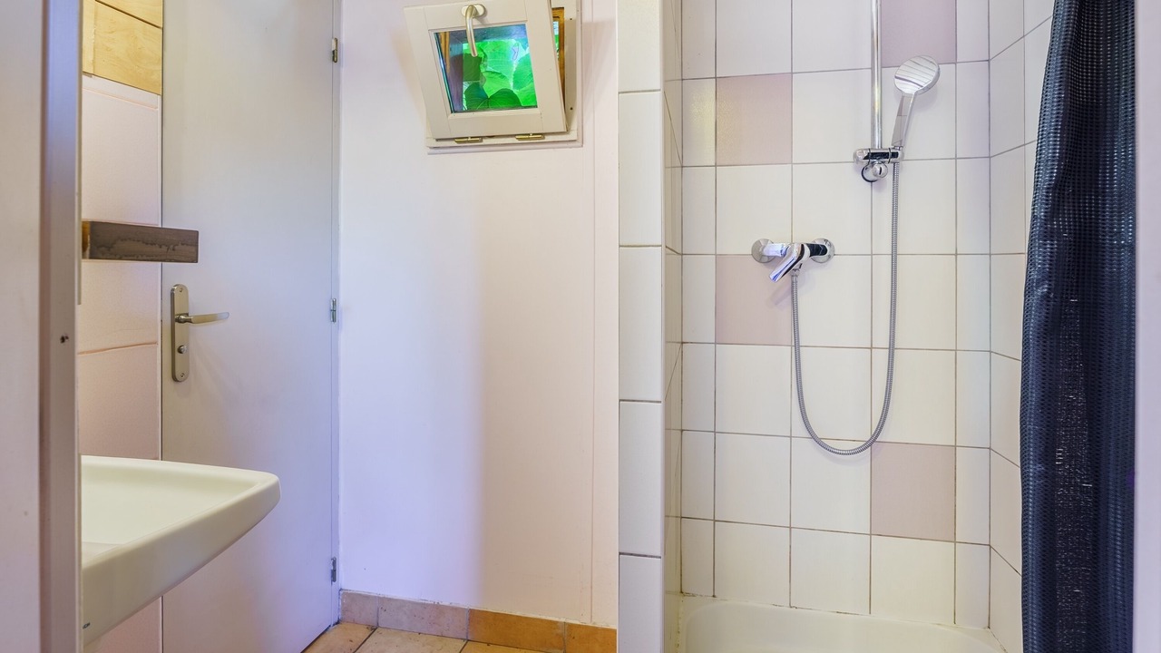 Photo of Bathroom in Saint-Prix