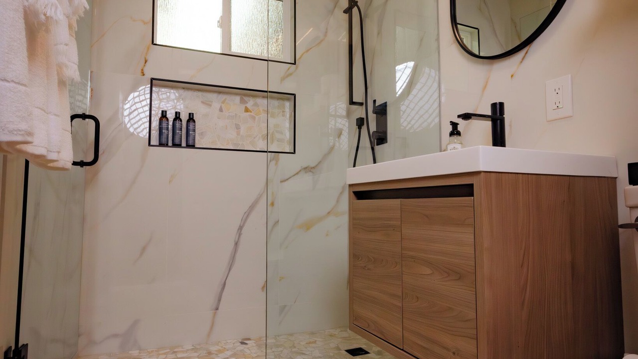 Photo of Bathroom in Winter Gardens