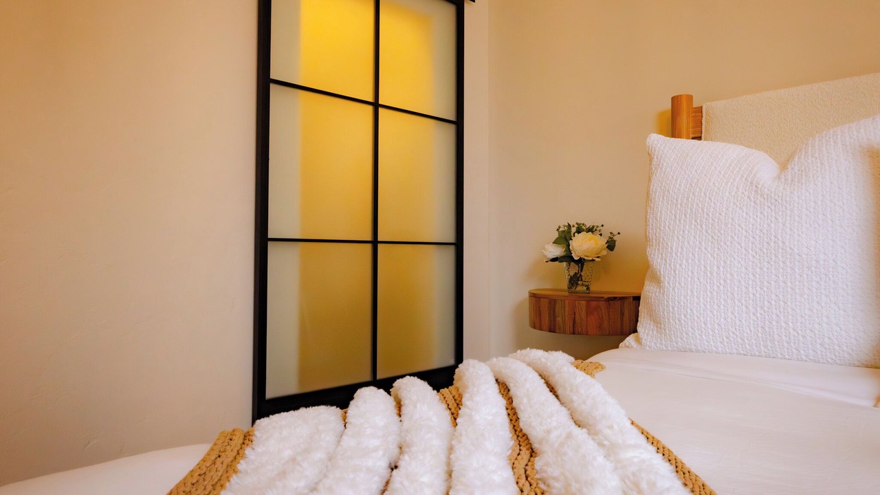 Photo of Bedroom in Winter Gardens