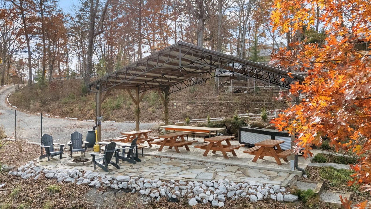 Photo of Outdoor in Lupton City