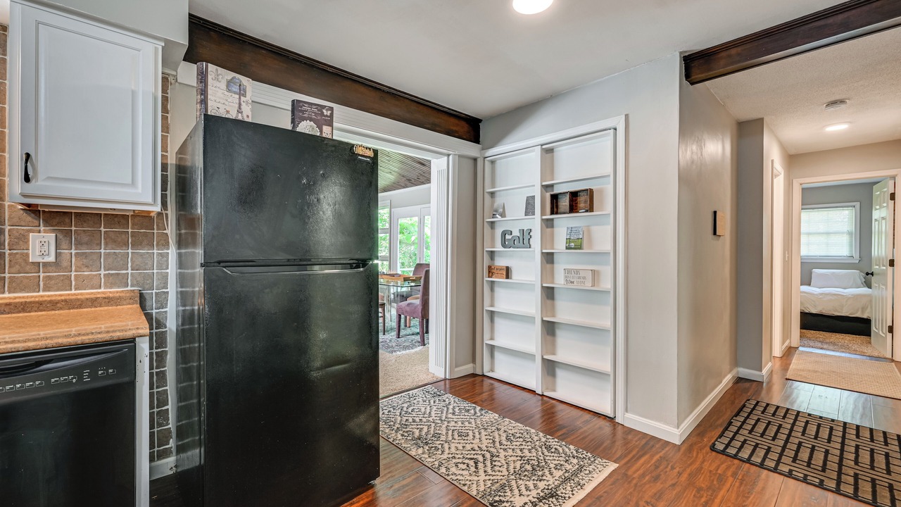 Photo of Others in Vine Grove