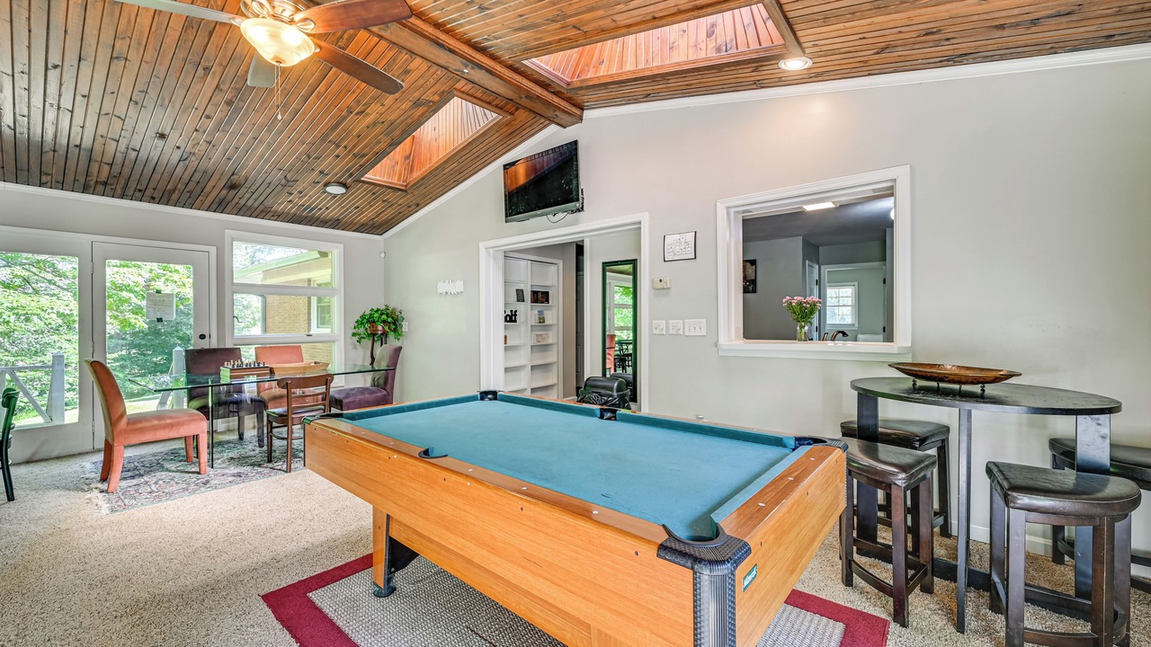 Photo of Bedroom in Vine Grove