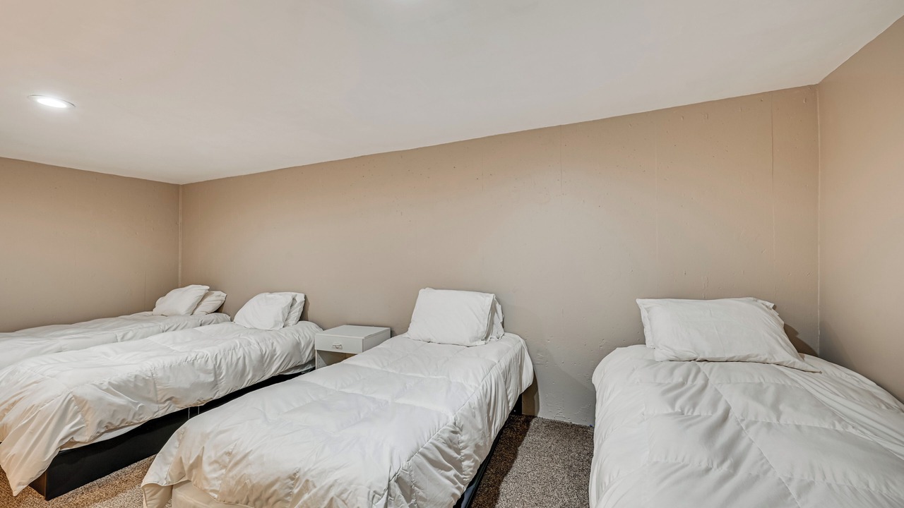 Photo of Others in Vine Grove