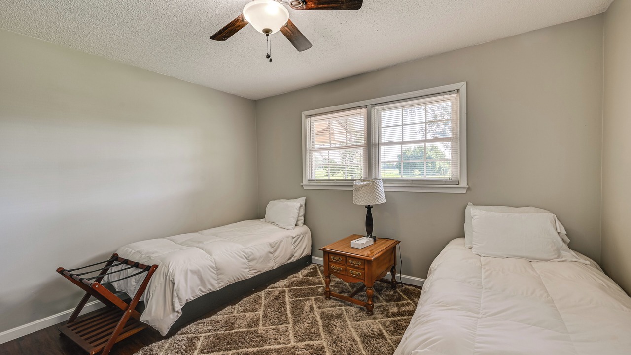 Photo of Others in Vine Grove