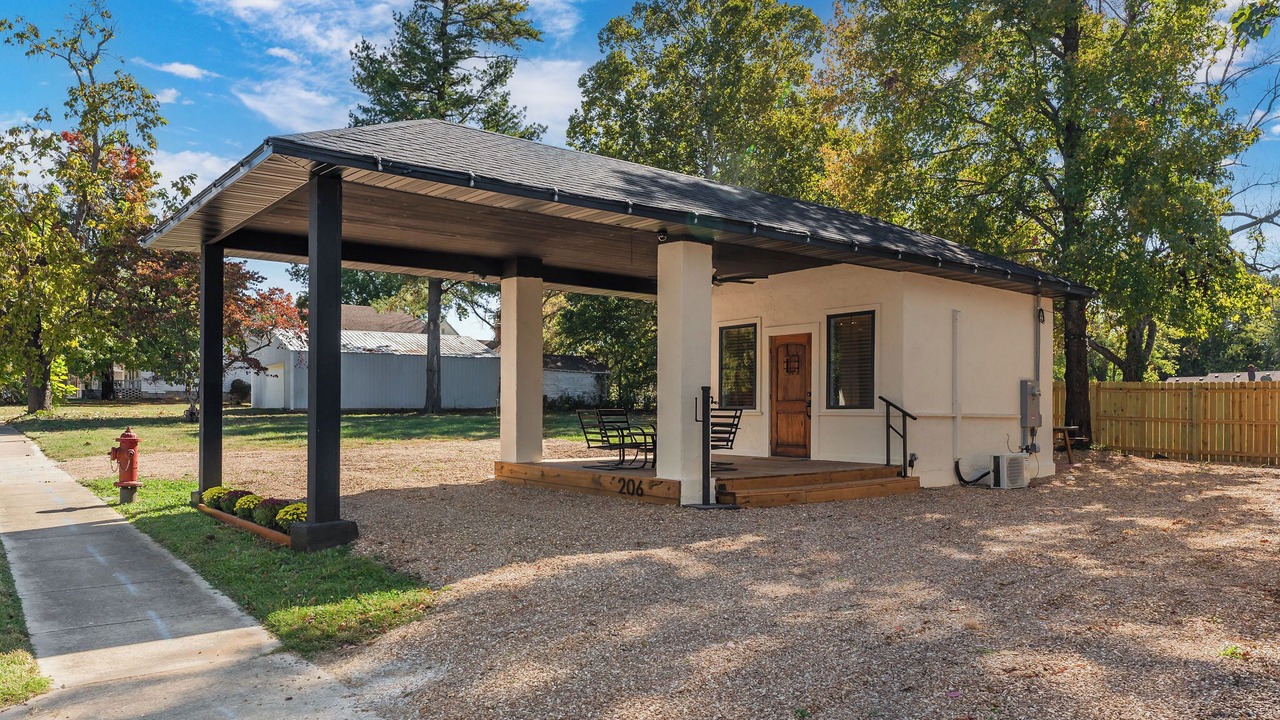 Photo of Outdoor in Walnut Grove