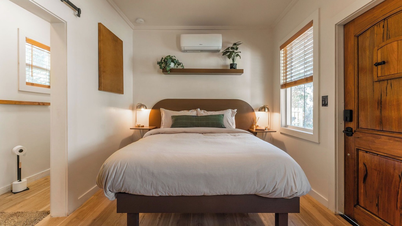Photo of Bedroom in Walnut Grove