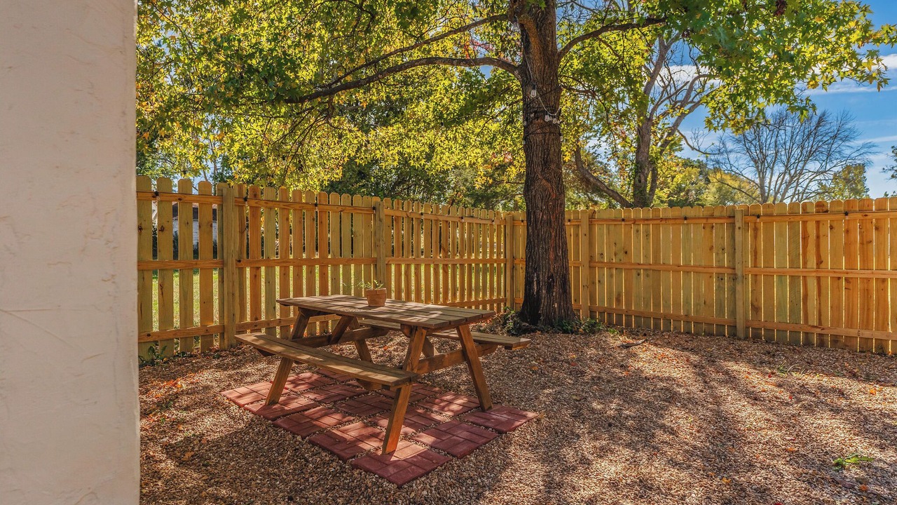 Photo of Outdoor in Walnut Grove