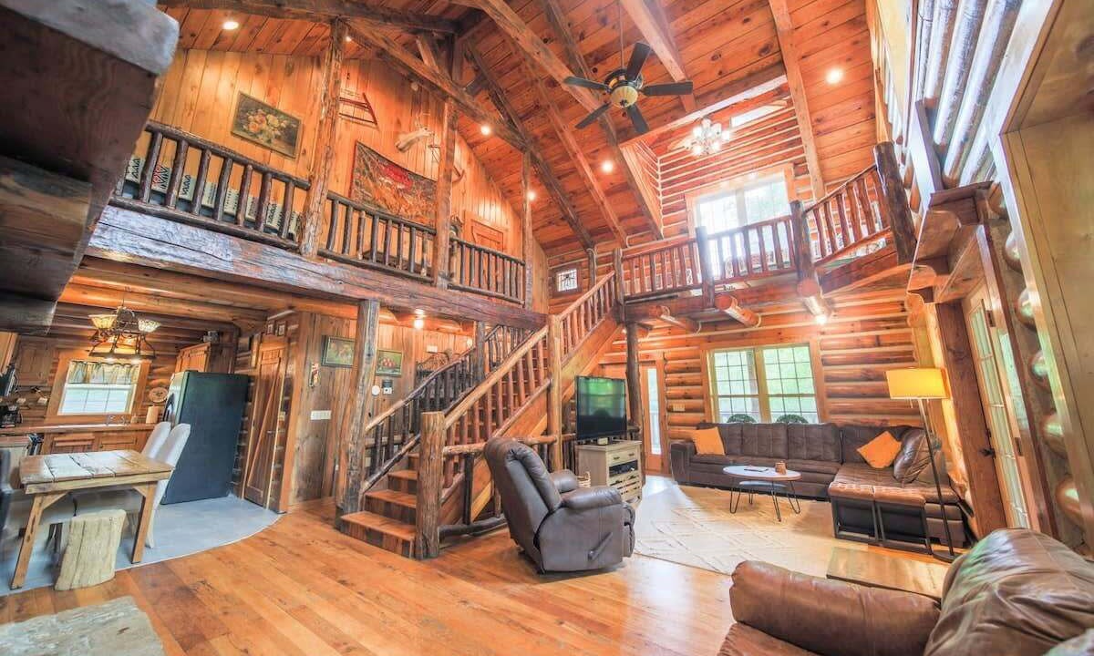 Photo of Bedroom in Mars Hill