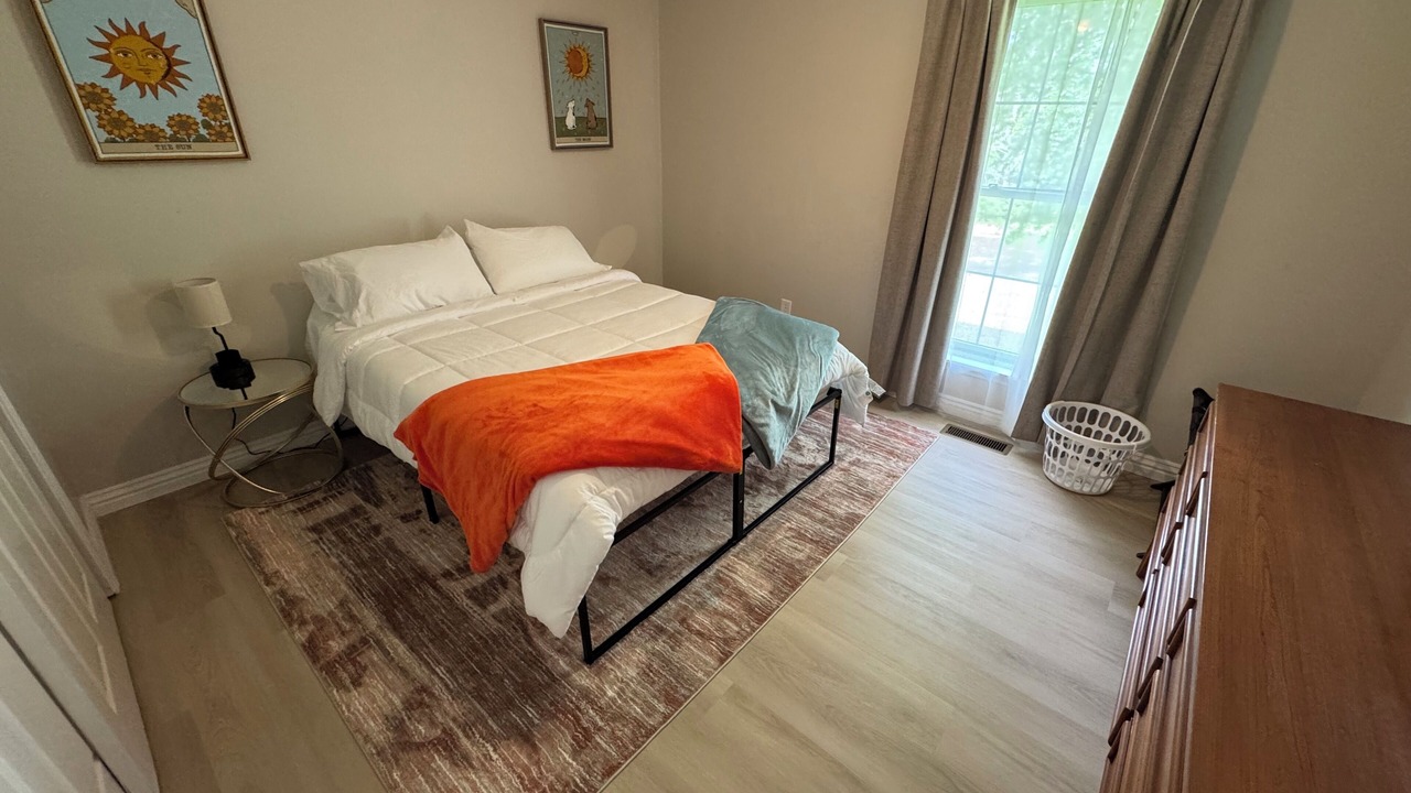 Photo of Bedroom in St. Clair