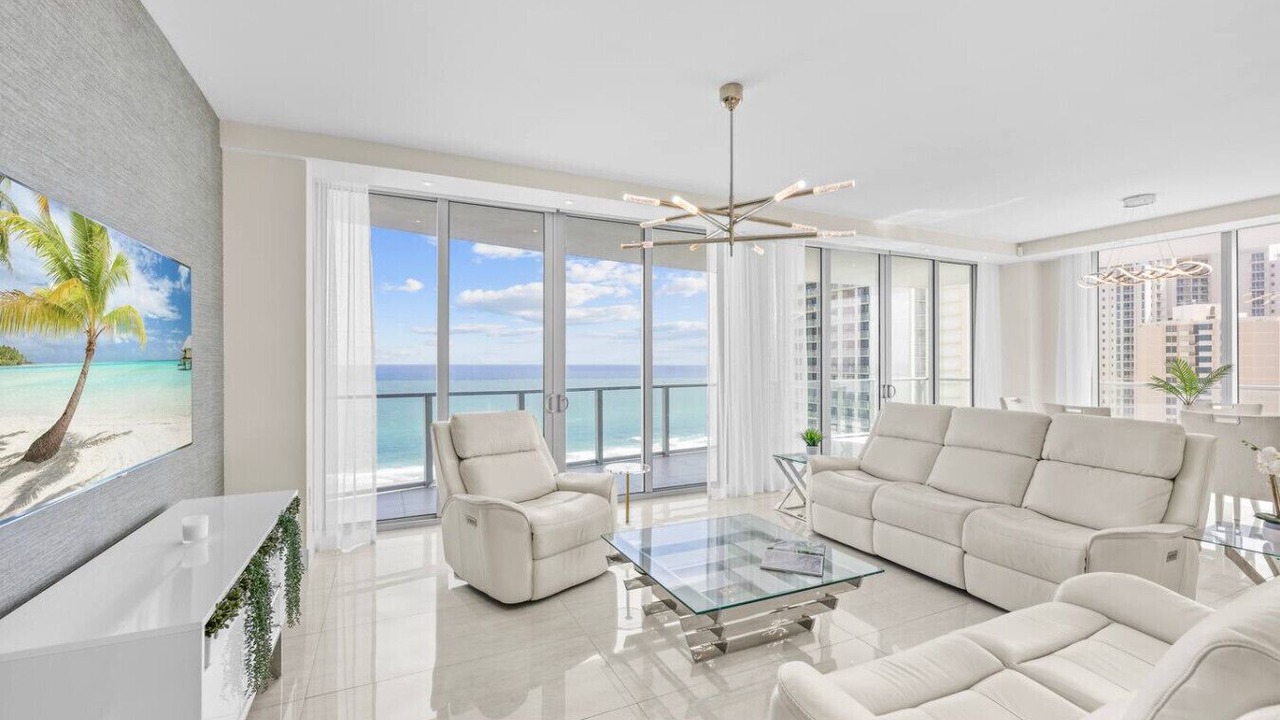 Photo of Livingroom in Singer Island