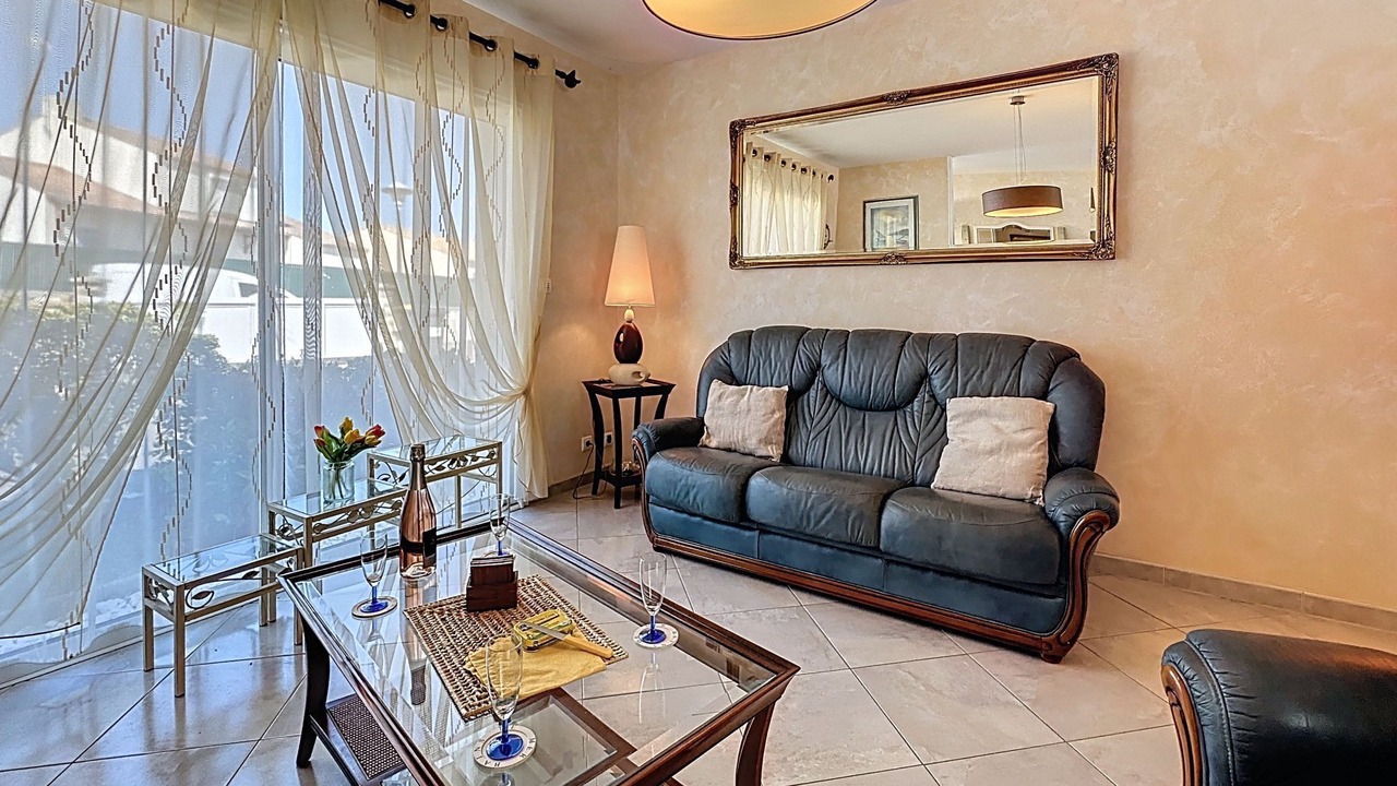 Photo of Livingroom in Tharon-Plage