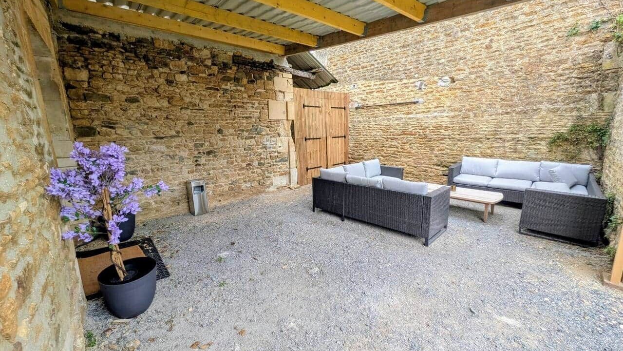 Photo of Patio Balcony in Donnay