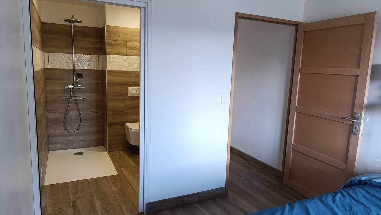 Photo of Bedroom in Donnay