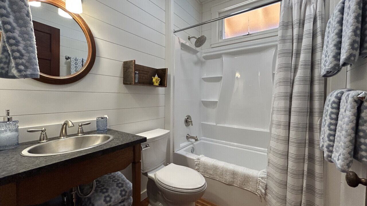 Photo of Bathroom in Astoria