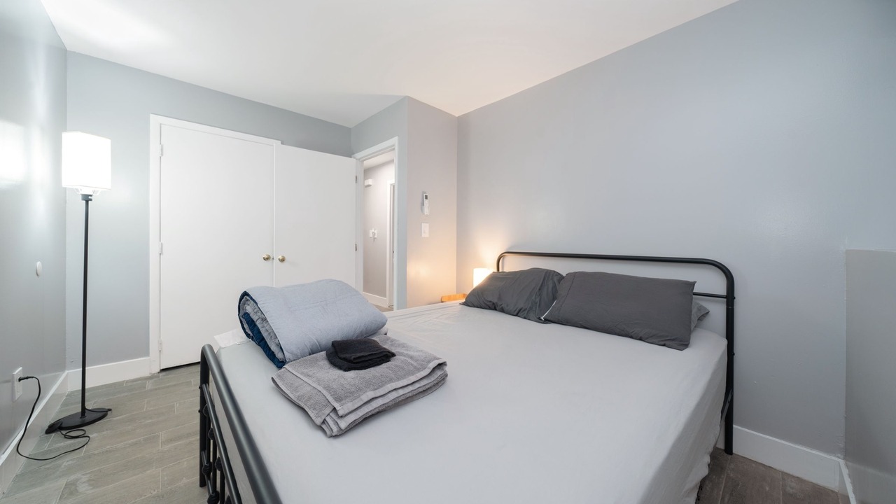 Photo of Bedroom in Ocean Hill
