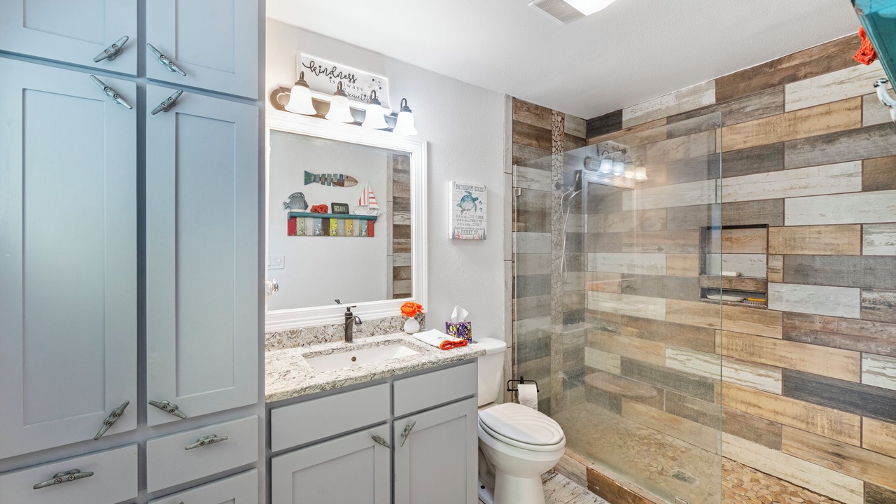 Photo of Bathroom in Port Aransas