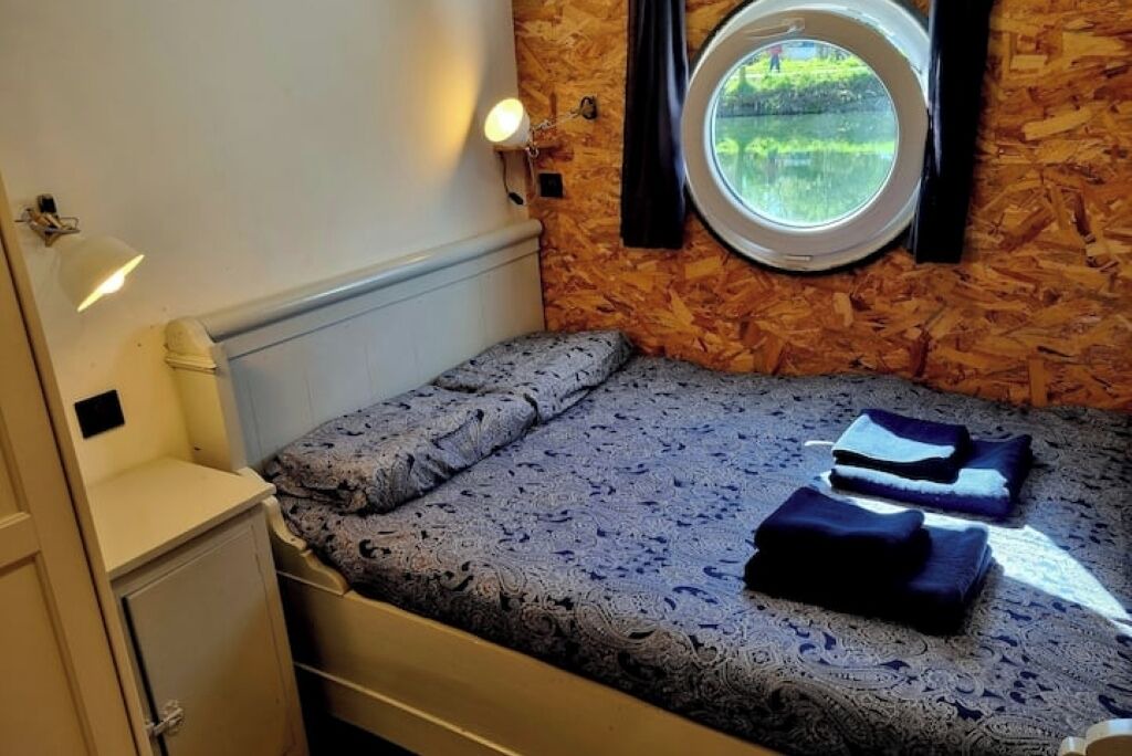 Photo of Bedroom in Cote Pavee