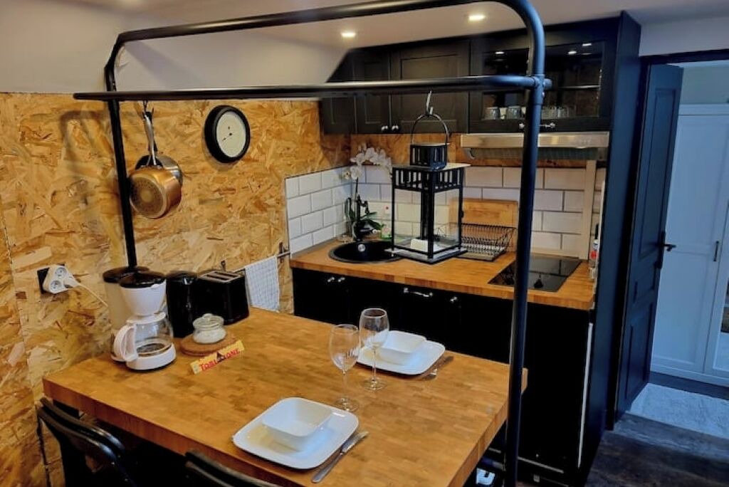 Photo of Kitchen in Cote Pavee