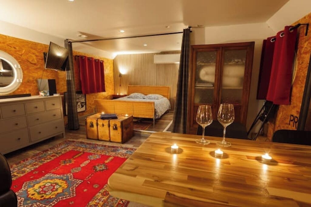 Photo of Bedroom in Cote Pavee