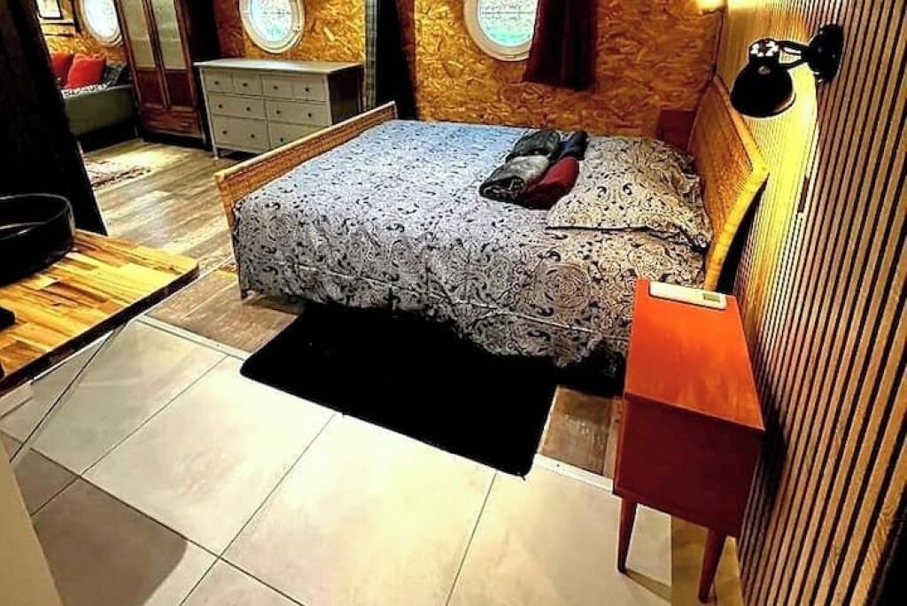 Photo of Bedroom in Cote Pavee