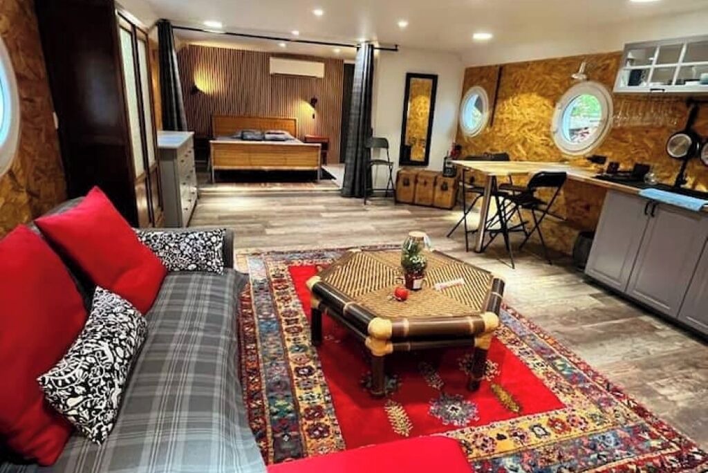 Photo of Livingroom in Cote Pavee