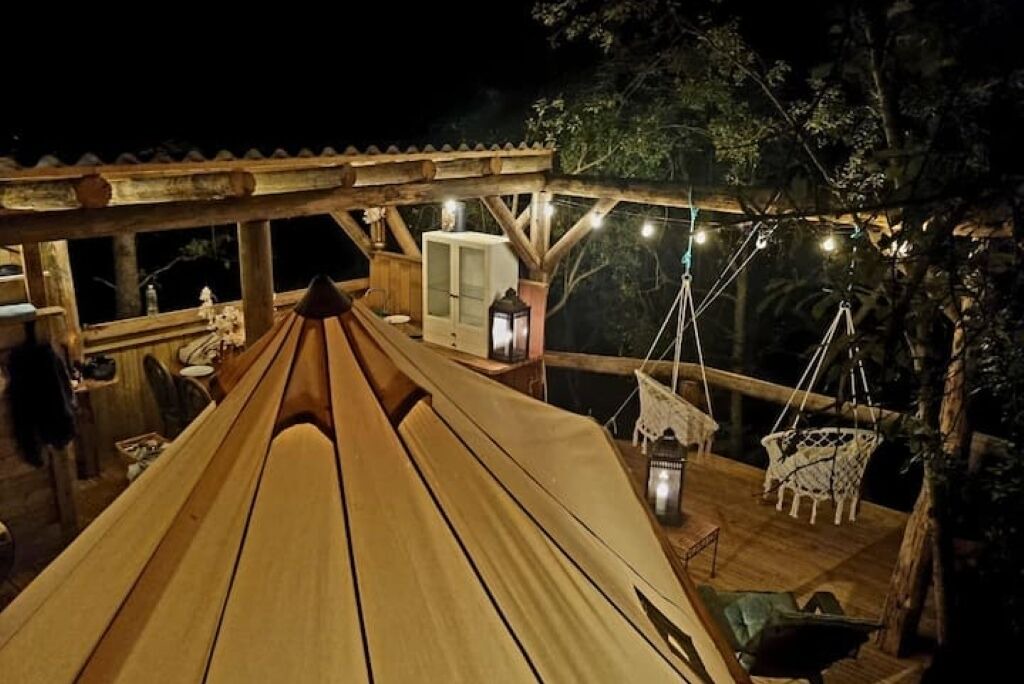 Photo of Patio Balcony in Saint-Michel-de-Lanes